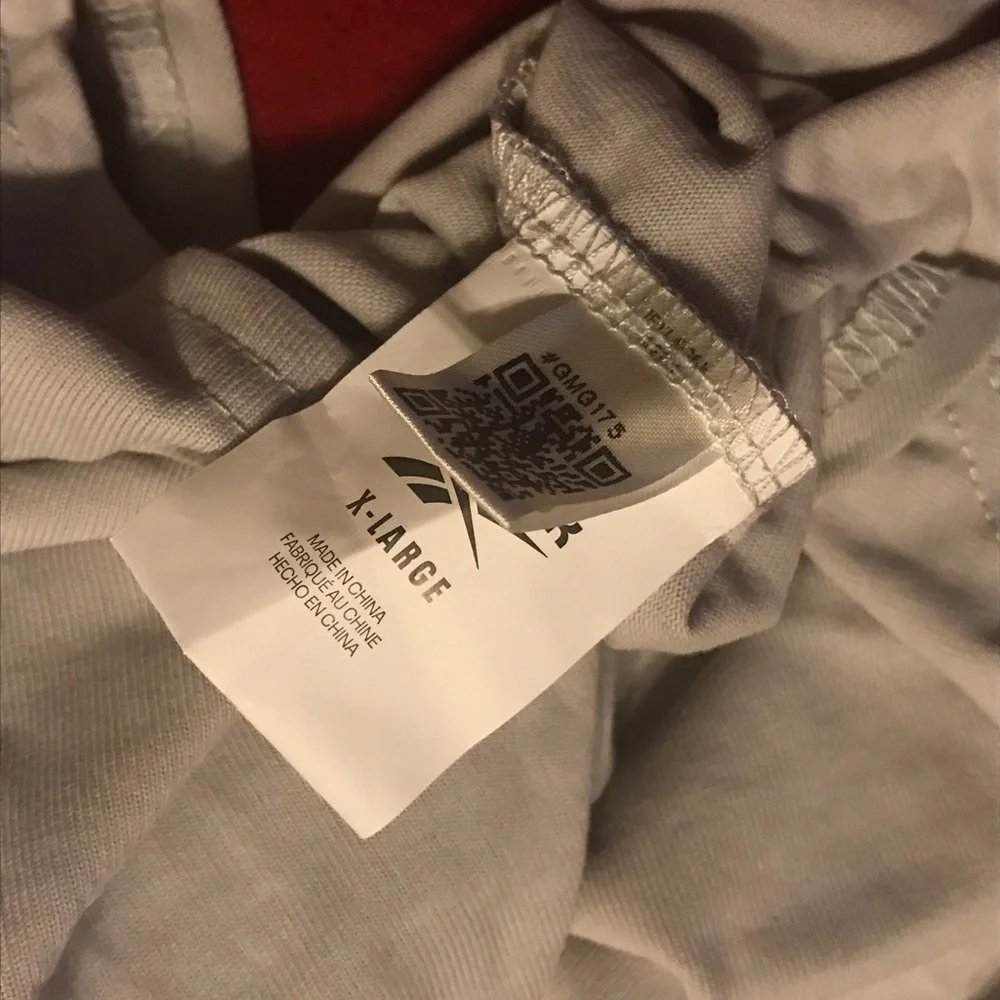 NWT Reebok Dog Tee Shirt - Picture 9 of 10